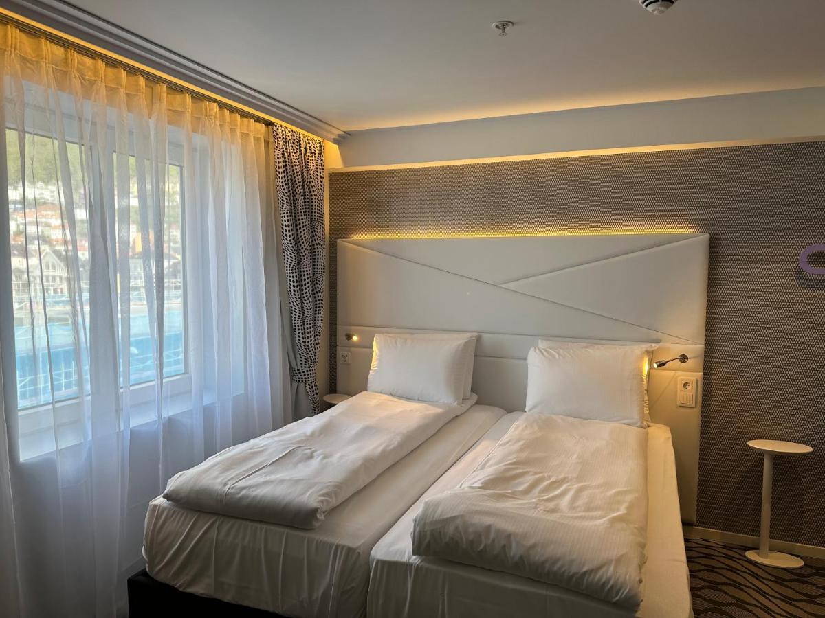 Magic Hotel & Apartments Kloverhuset Берген Екстериор снимка