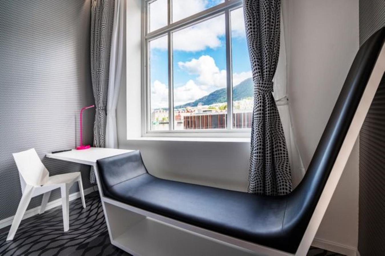 Magic Hotel & Apartments Kloverhuset Берген Екстериор снимка